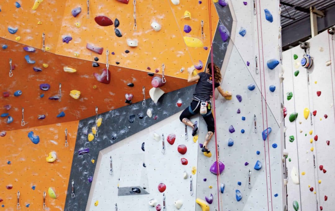 How to a stronger climber? Do more bouldering!